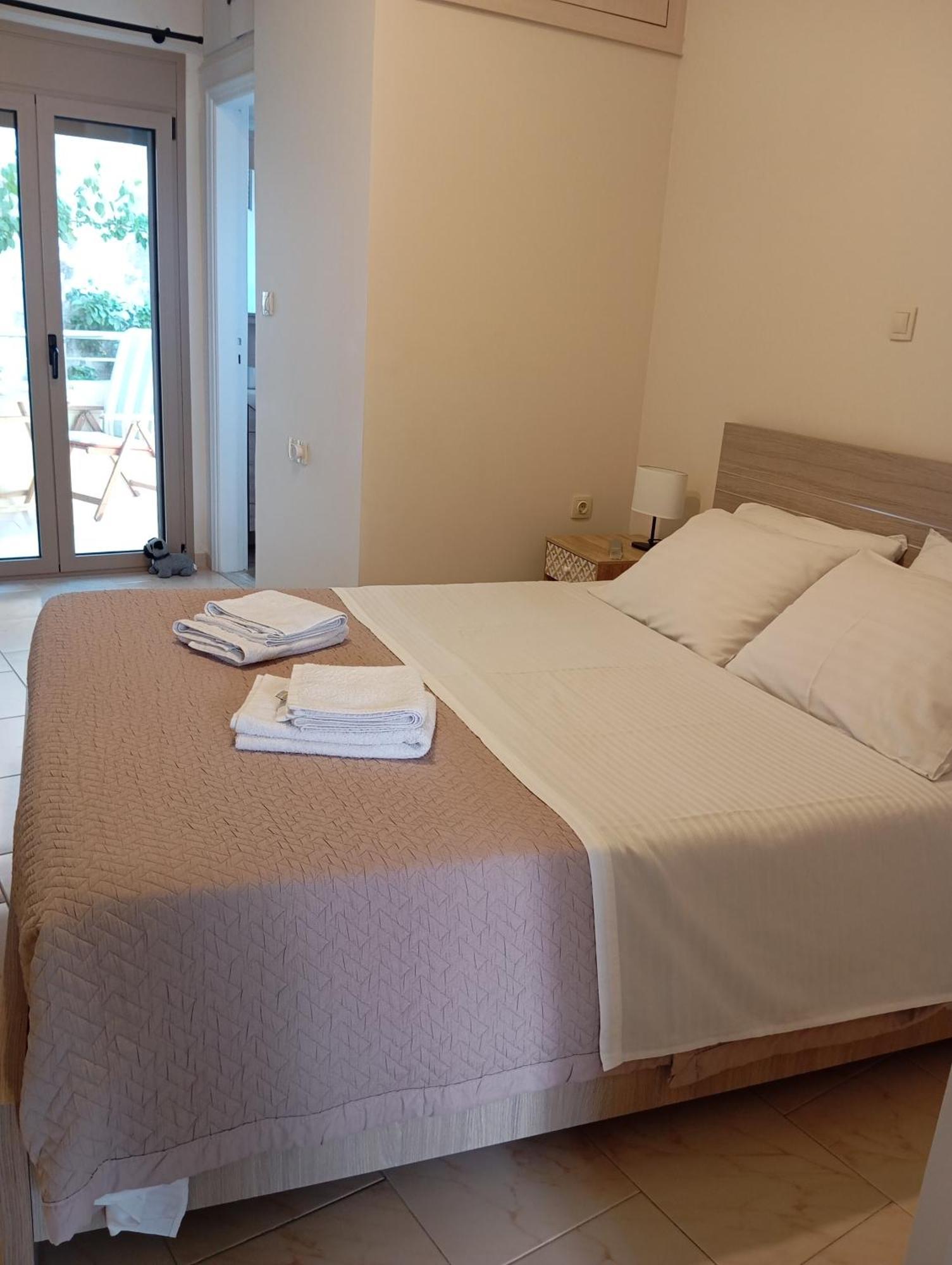 Zeta ' S House Apartment Nafpaktos Exterior photo